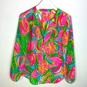 Lilly Pulitzer 100% Silk V-Neck Blouse with Pink Elephant & Lion Print, Size S